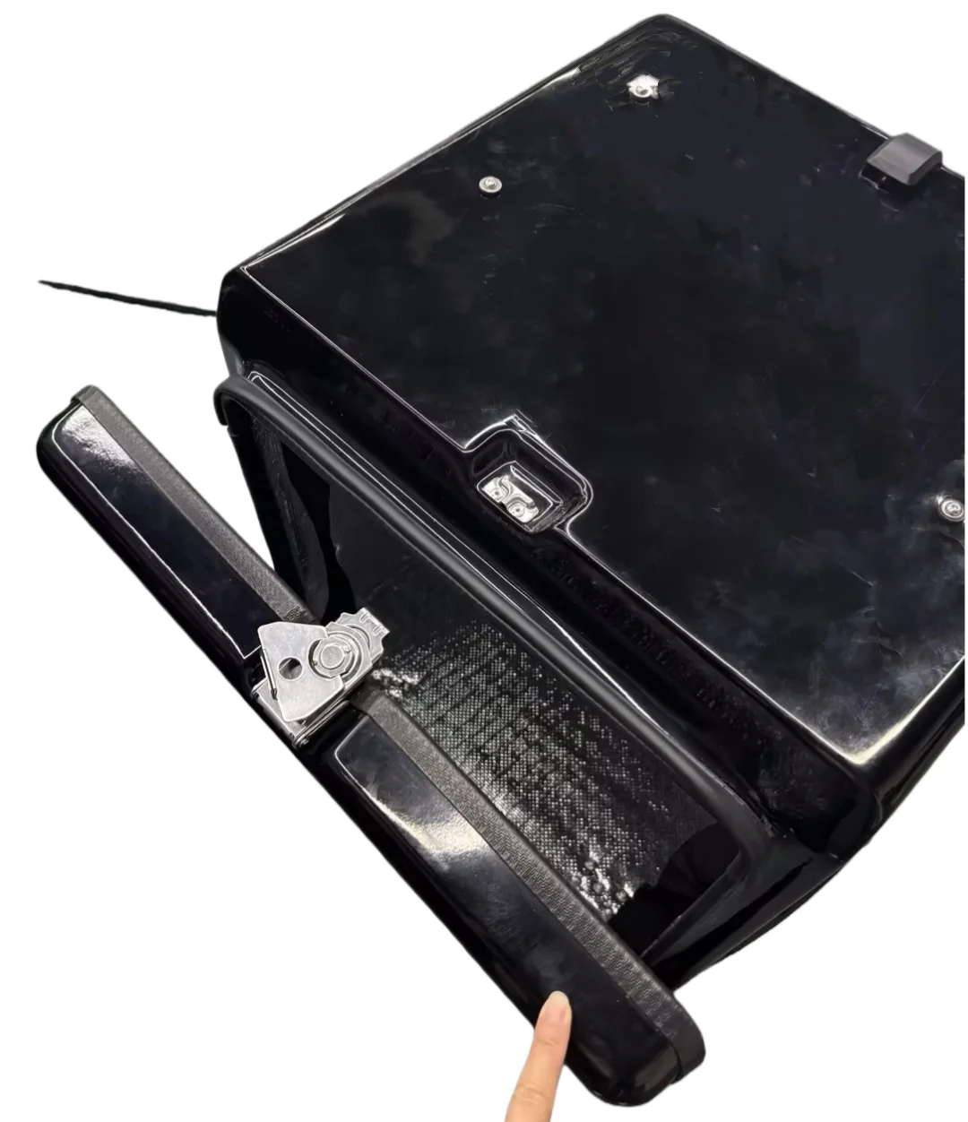 20'' Three-Sided LED Display Box for Delivery Vehicles & Motorcycles High Brightness, Low Power Consumption, Network Control - Image 9