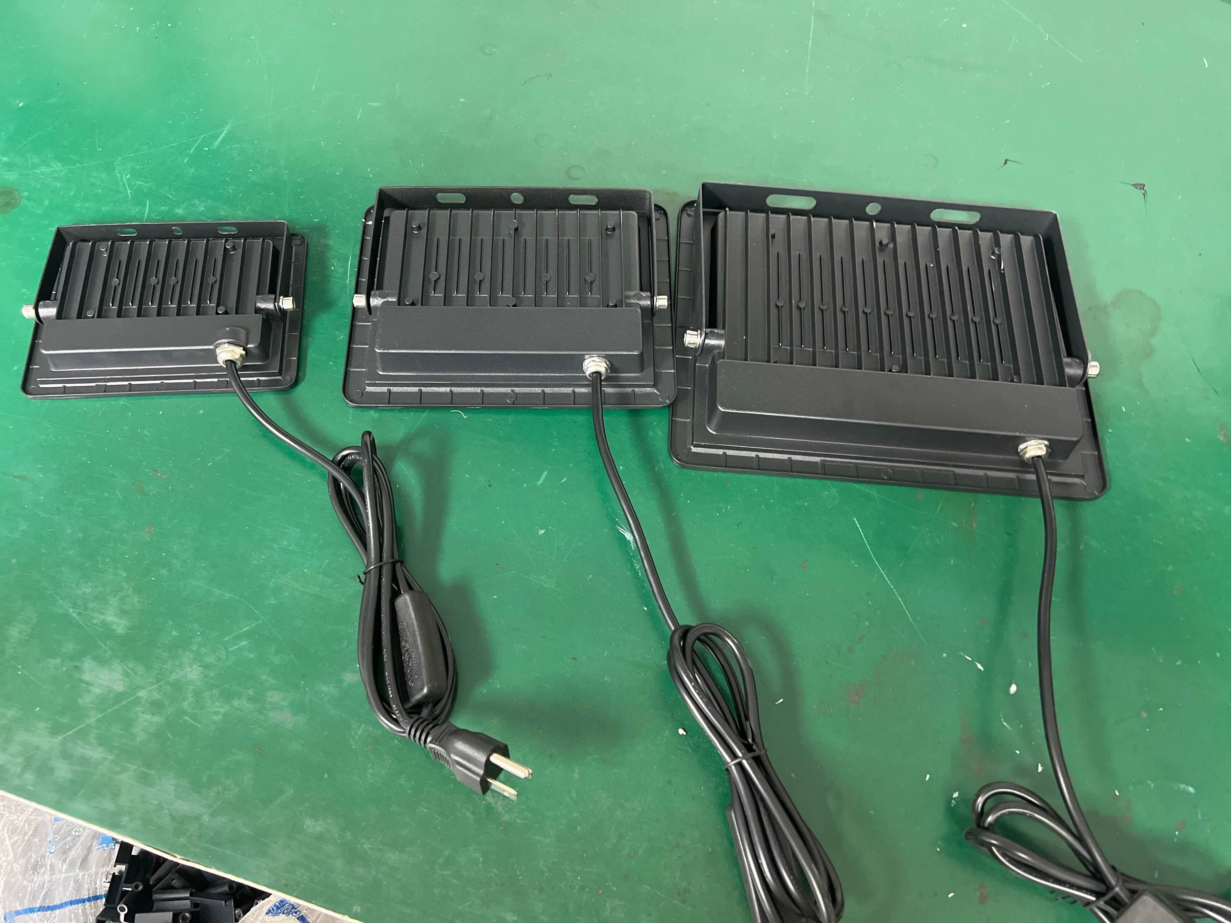 2Pack Black Lights - 100W 395-400 nm AC85-265V Upgraded LED Flood Light with Switch, Waterproof IP66 for Glow Party, Stage Lighting, Aquarium, Glow in The Dark, Body Paint, Fluorescent Poster, Neon Glow - Image 12