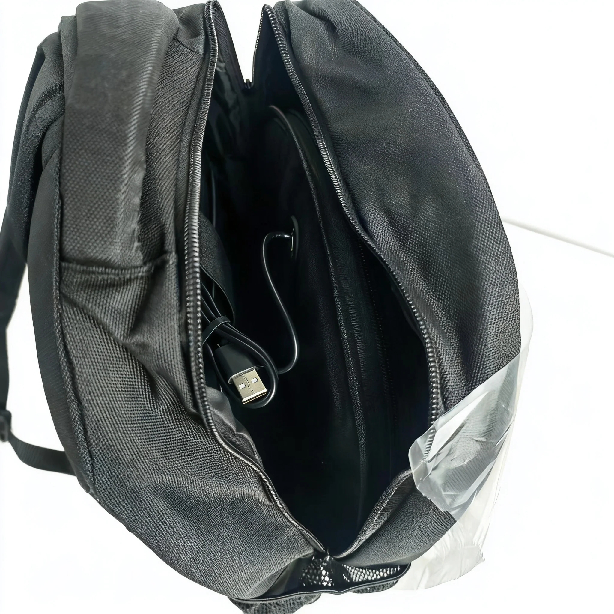 30cm (11.8”) DC5V 3D Hologram Fan Backpack Display | 2-Blade High Brightness LED Visual Player | Mobile Hologram Advertising | Portable Battery-Powered Option (No Battery Included) | Integrated Backpack Design - Image 4