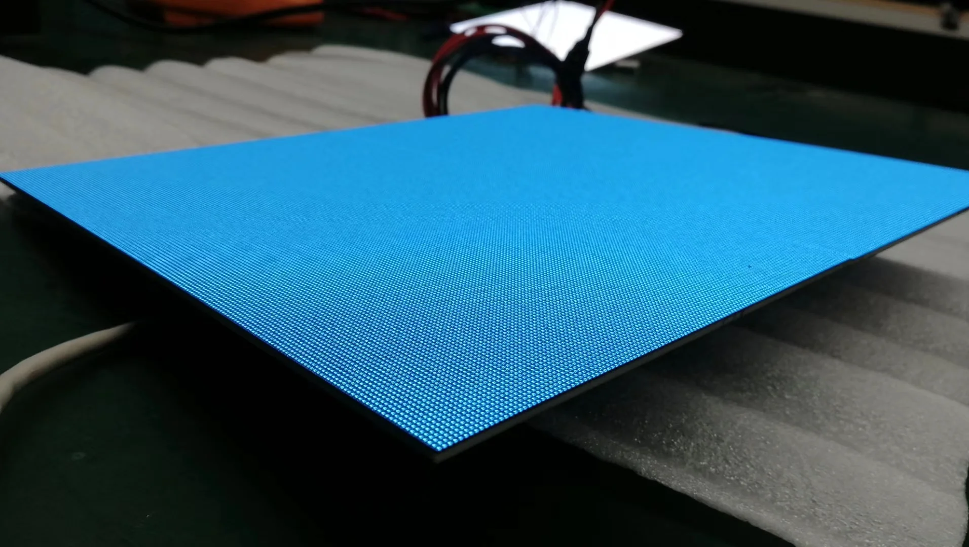 ID-G Series – P2.0 GOB Indoor LED Display Module | 320×160mm | 12,800 Pixels RGB Tile | Anti-Collision High-Res Panel - Image 8