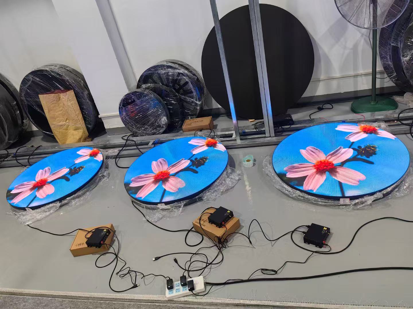 P2.5 Indoor Round LED Display Single Face Circle Logo LED Sign - Image 2