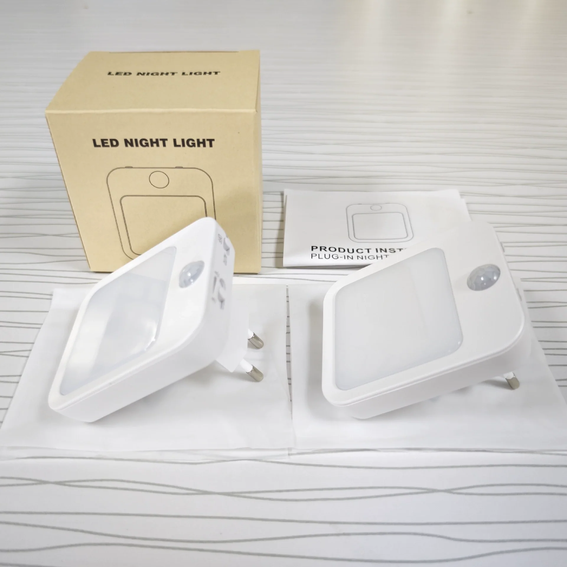 Plug-in LED Motion Sensor Night Light – US / EU Plug | Warm White / Daylight White | PIR Motion Activated LED Night Light for Hallway, Bedroom, Bathroom, Kitchen, Stairway | 2 / 4 / 10-Pack - Image 5