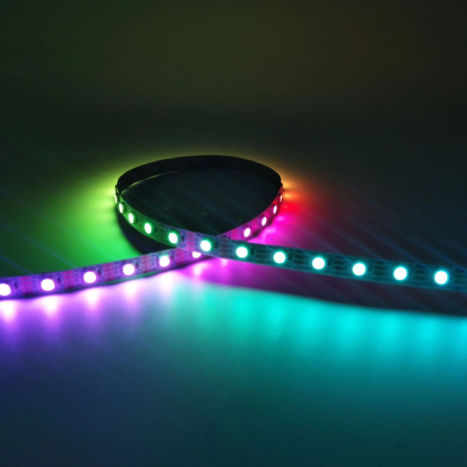 DC12V WS2815 RGBWIC LED Strip Light - 10mm PCB | RGBWW(RGB+3000K) | 4-In-1 SMD5050 Individually Addressable | Breakpoint Resume | 30/60/96 LEDs/M | White PCB | IP00 / IP65 / IP67 | for Party, Decoration, Home DIY Lighting Projects | 5/50M - Image 9