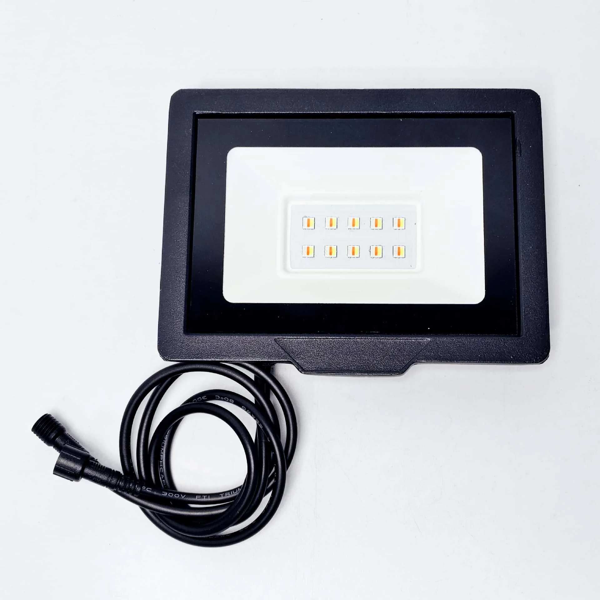 FL-IC Series SPI WS2811 RGBIC Addressable LED Flood Light – 10W - 50W | 24V DC | IP66 Waterproof Outdoor Landscape Light with Aluminum Housing & Tempered Glass | For Stage, Wall Wash & Architectural Lighting | Hardwired Connection (No Plug) | 2 / 10-Pack - Image 11