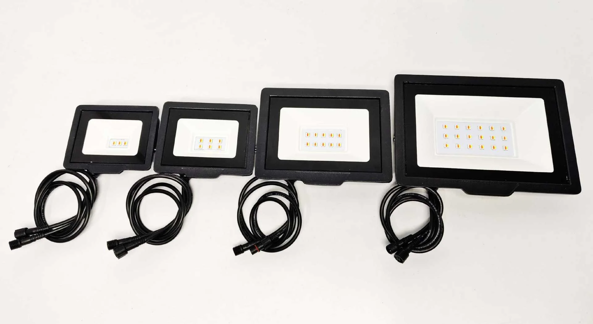 FL-IC Series SPI WS2811 RGBIC Addressable LED Flood Light – 10W - 50W | 24V DC | IP66 Waterproof Outdoor Landscape Light with Aluminum Housing & Tempered Glass | For Stage, Wall Wash & Architectural Lighting | Hardwired Connection (No Plug) | 2 / 10-Pack - Image 6