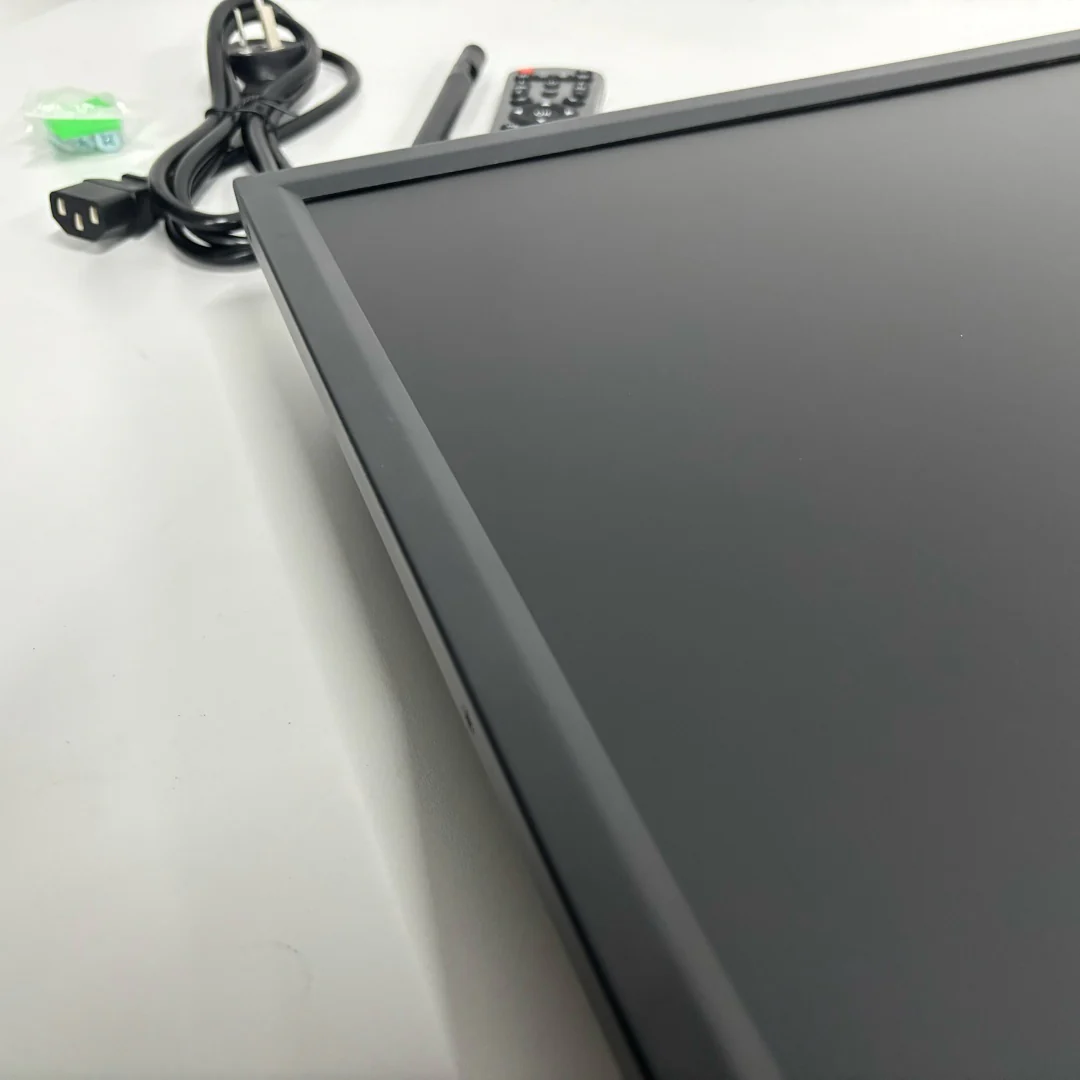 SQ Series 33.3 Inch (598×598mm Viewable) Proportional Square LCD Display Screen, Cloud / APP / USB Disk - Image 9