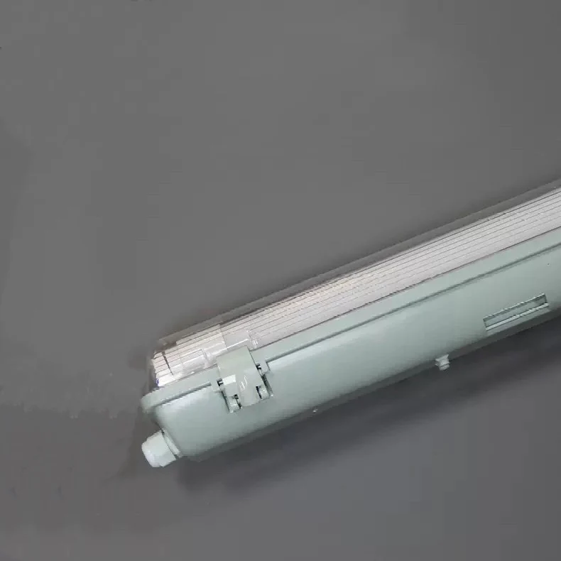 TP Series LED Tri-Proof Light – 4ft | 1-Tube Included | Waterproof Dustproof LED Fixture | Stripe Clear Cover | 3000K/4000K/5000K | 4-Pack | AC 90–240V | Non-Dimmable - Image 4